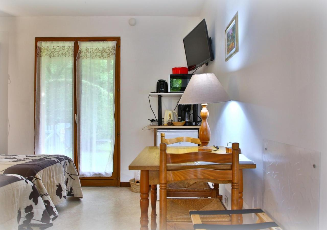 Beau Vallon - Gite Et Chambres D'Hotes Pyrenees-Mediterranee - Pays Catalan Sahorre Exterior foto