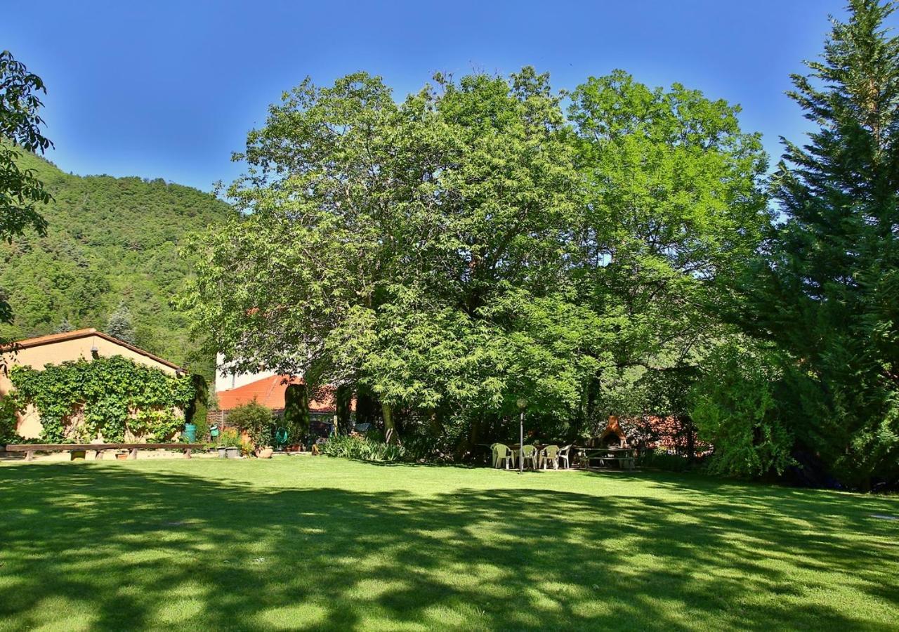Beau Vallon - Gite Et Chambres D'Hotes Pyrenees-Mediterranee - Pays Catalan Sahorre Exterior foto